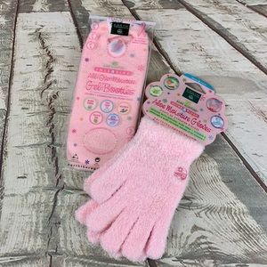 Aloe Moisture Pink Gloves & Moisture Gel Booties